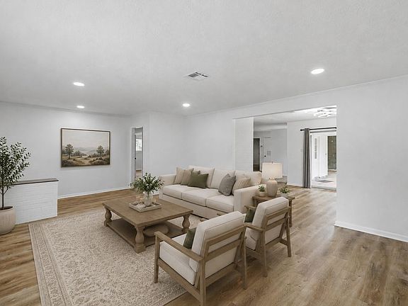 2nd image of 3618 Sunnybrook Ln