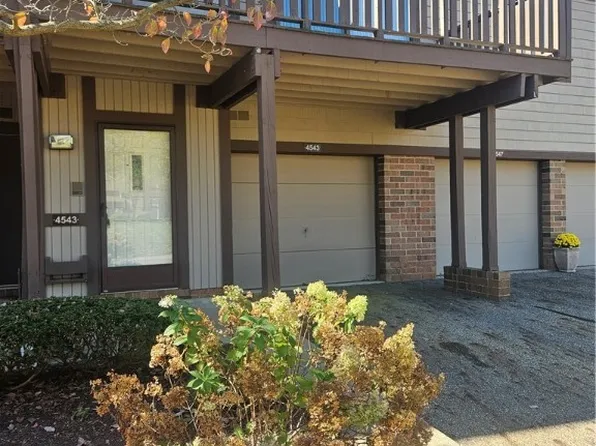 4543 Saint James Cir NW, Canton, OH 44708