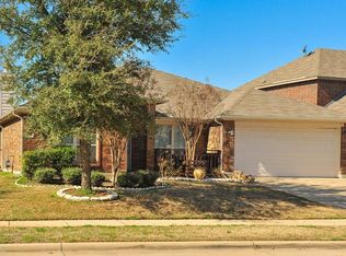 9200 Wild River Dr, Arlington, TX 76002