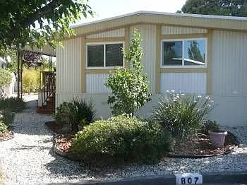 807 Corte Azul photo 1