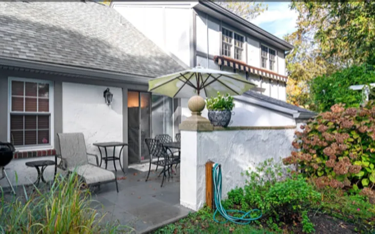 Leland Ln — Photo 3