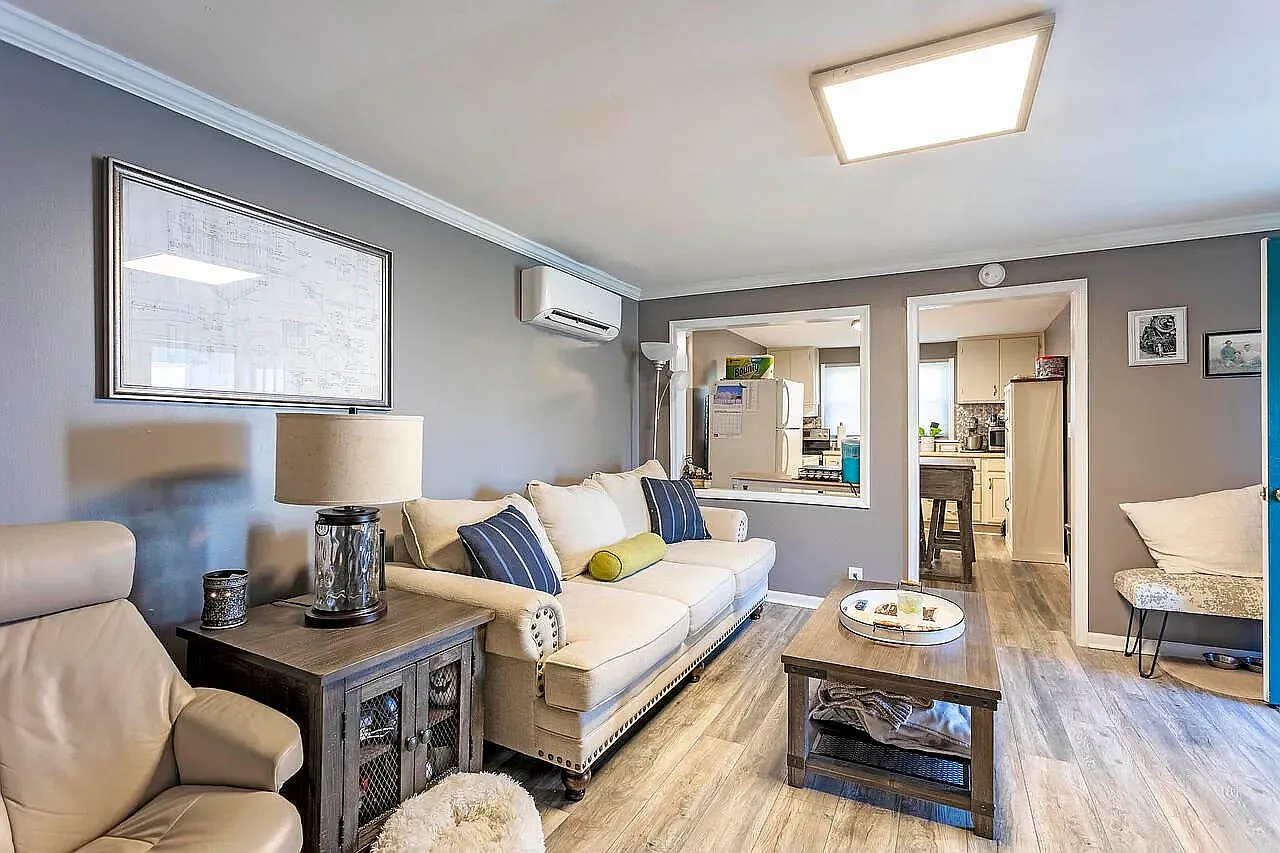 2402 Rodney Drive - 1 — Photo 1