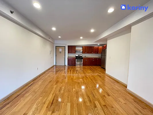 Rented by Koriny NYC LLC | media 15