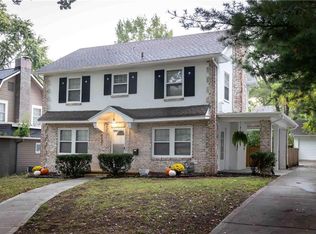 5737 Cherry St, Kansas City, MO 64110