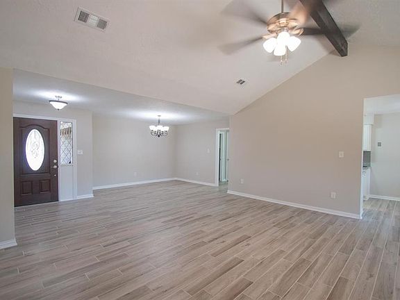 3rd image of 5215 Whittier Oaks Dr