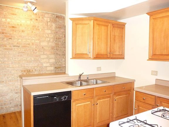 3rd image of 3345 N Central Ave #2