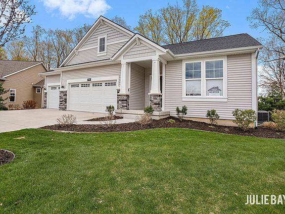 3rd image of 7991 Wild Currant Way Ct SE #124