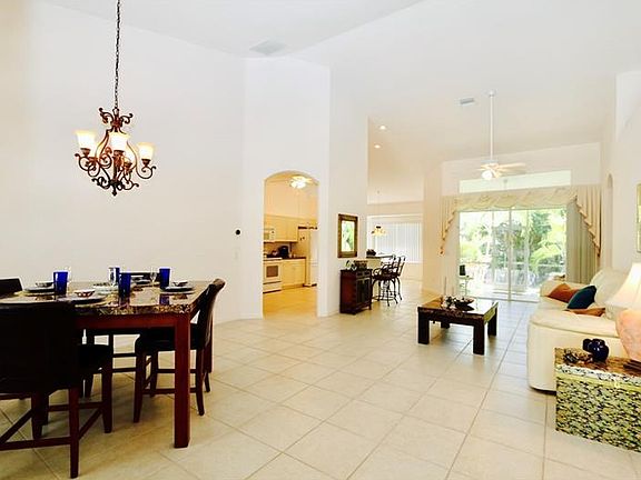 4th image of 151 Wisteria Rd