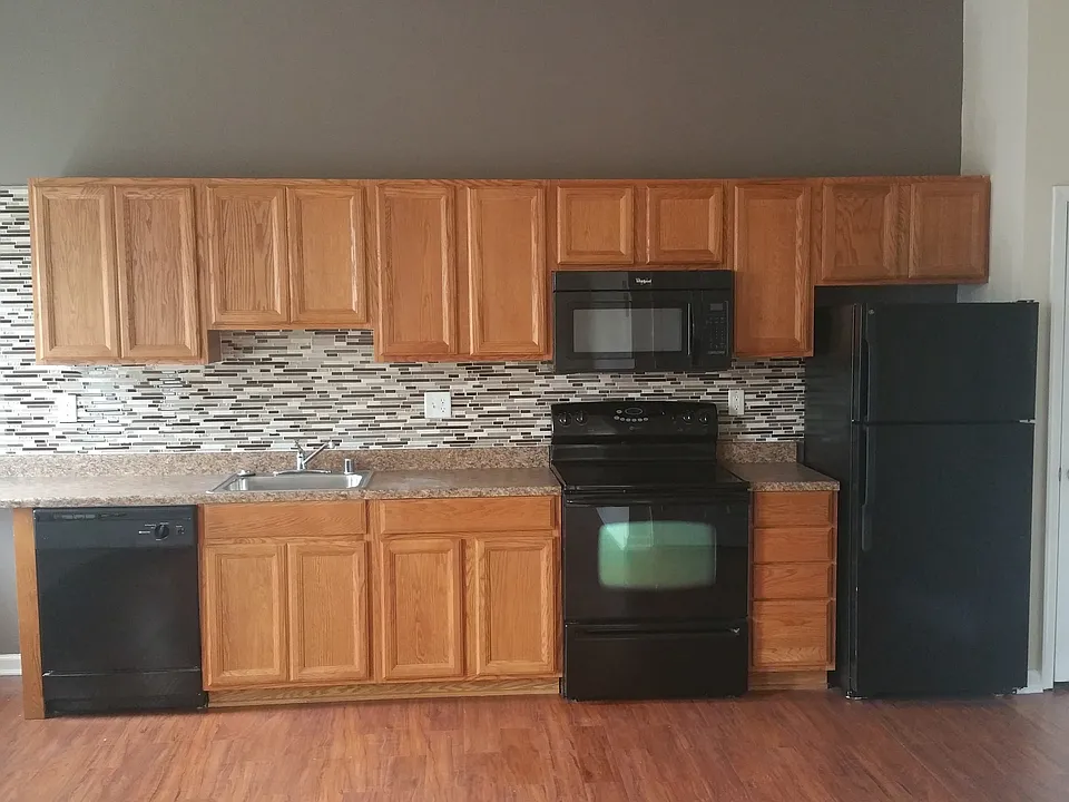 1 BR Kitchen