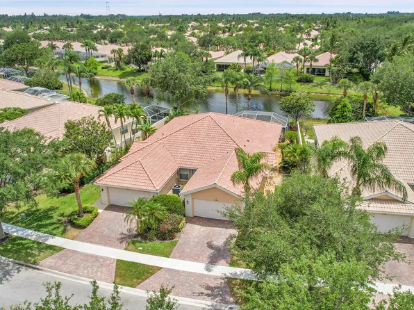 8370 Eleuthera Lane, Wellington, FL 33414