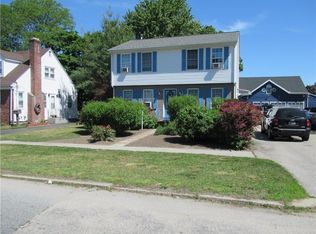 298 Farmington Ave, Cranston, RI 02920
