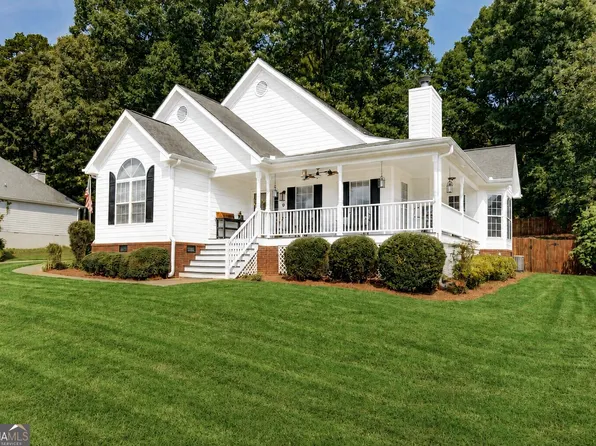 2037 Windfield Dr, Monroe, GA 30655