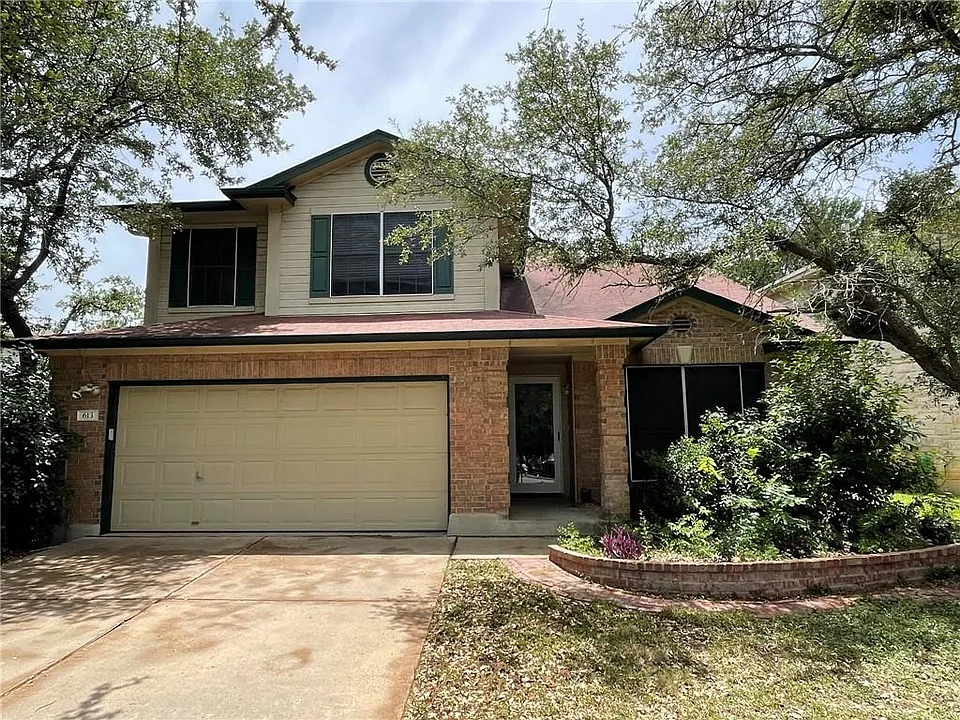 613 Stallion Dr