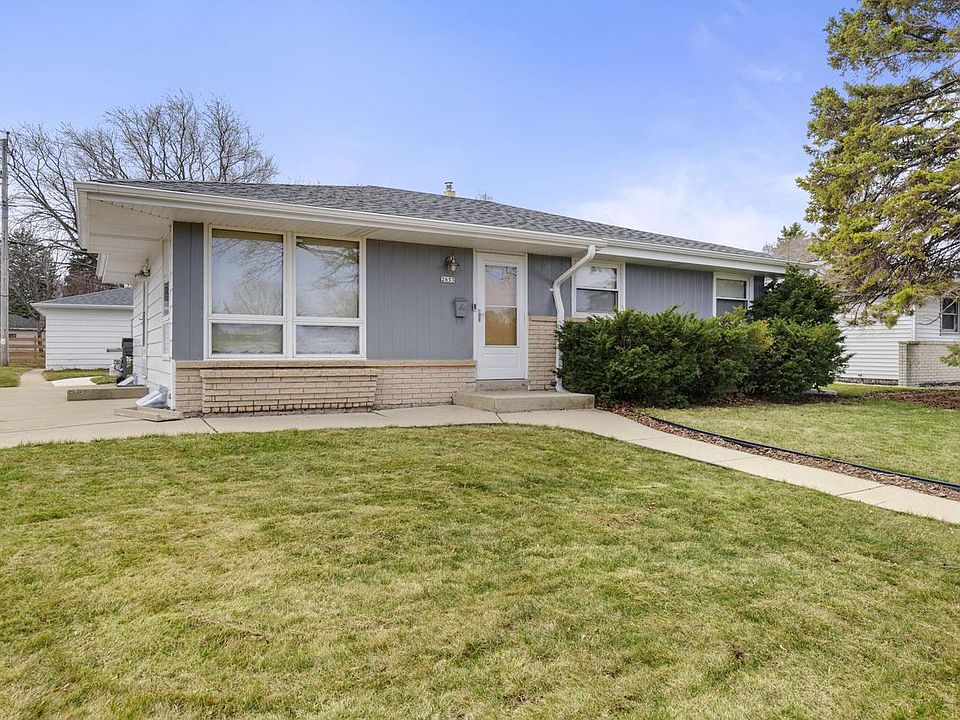 1st image of 2653 East Bolivar AVENUE