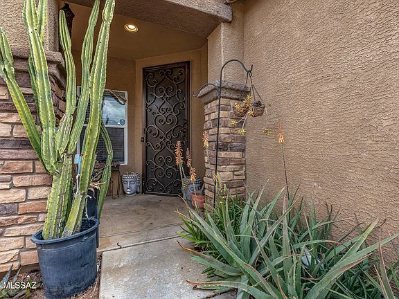 4th image of 6435 S Sunrise Valley Dr