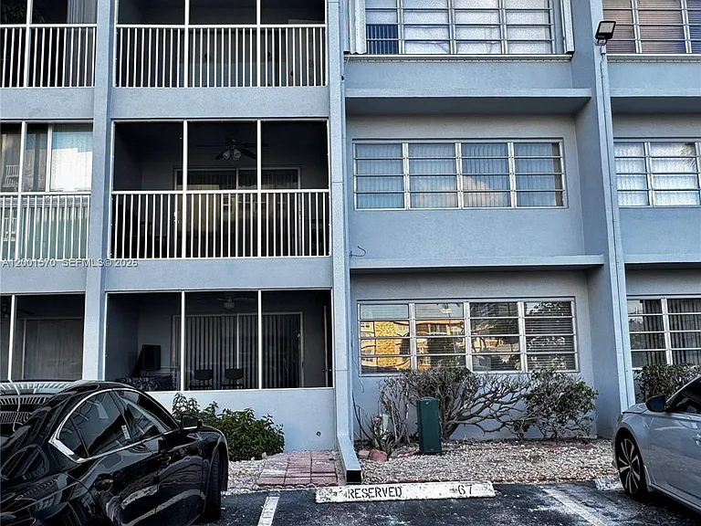 215 SE 3rd Ave #203A — Photo 20