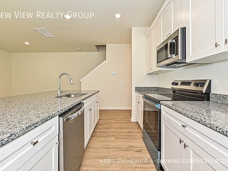 1725 Cloaninger Ave #A — Photo 10