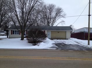 505 Cartwright Ave, Ashton, IL 61006