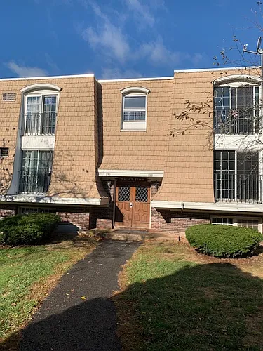 1188 Middle Tpke W Photo 1