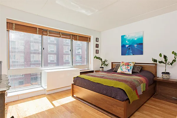 Sold by Douglas Elliman | media 15