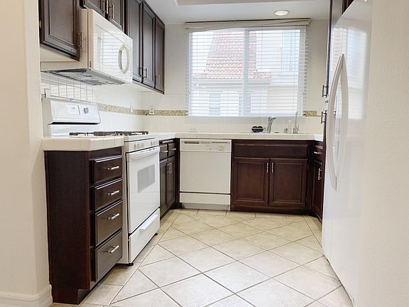 4th image of 5210 Premiere Hills Cir APT 115