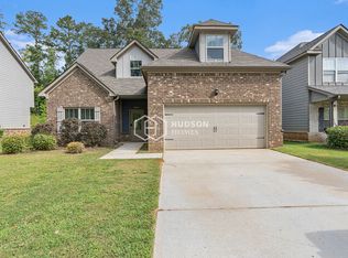 1017 Hartwell Rd, Locust Grove, GA 30248