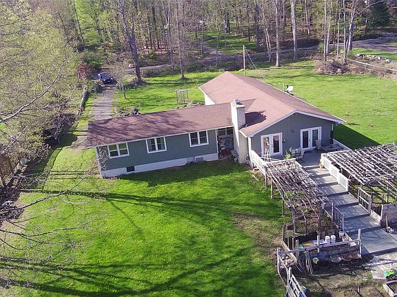 2nd image of 234 Sinsabaugh Road