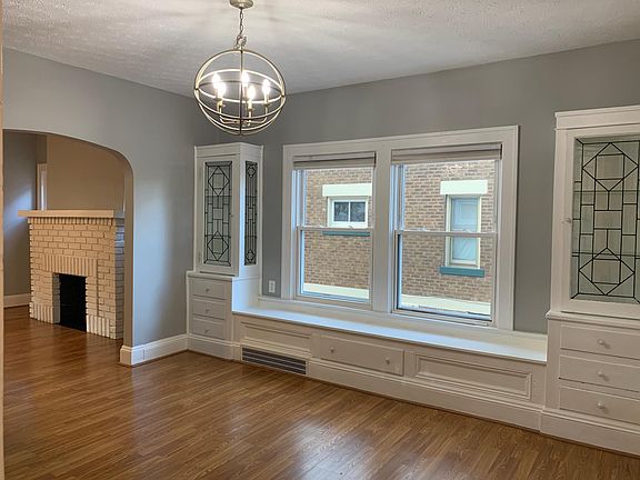 4th image of 14714 Leonard Ave