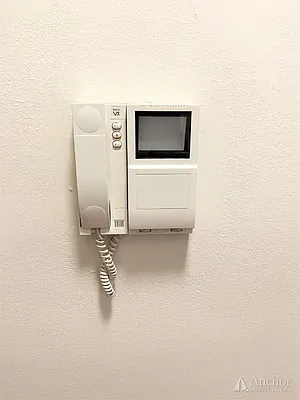 Rented by Anchor Associates | media 5