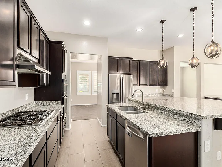 21004 E Sunset Dr — Photo 4