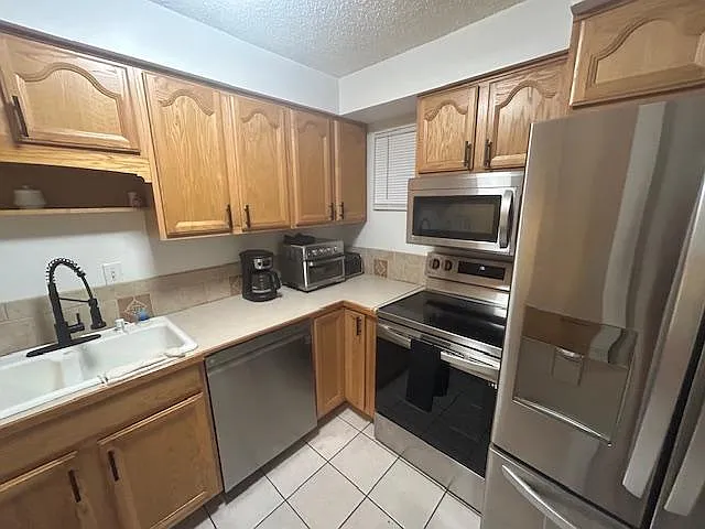 22375 Edgewater Dr — Photo 5