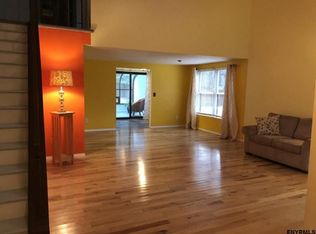 30 Thimbleberry Rd, Malta, NY 12020