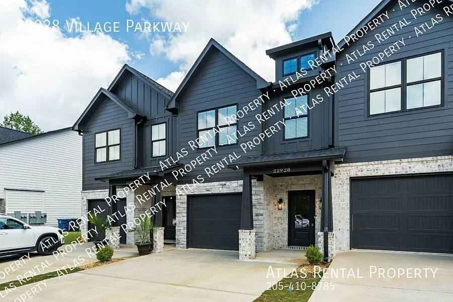 3 bed, 2.5 bath, 1500 sqft, $1,975 — Photo 3