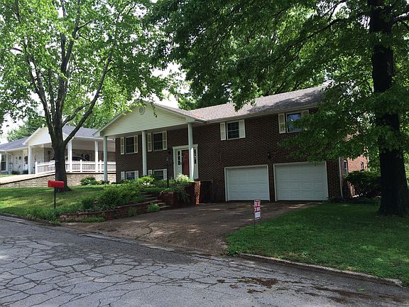 2nd image of 706 Geneva St