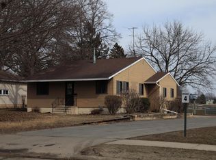 1307 4th St SW, Austin, MN 55912