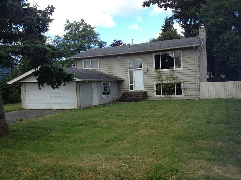 1st image of 20904 3rd Ave W