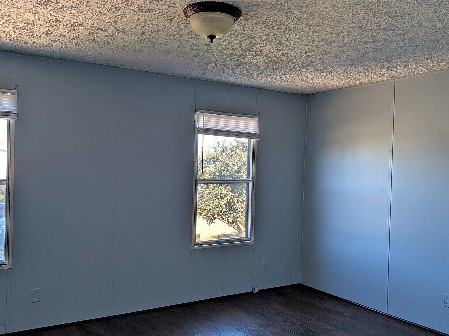 4 bed, 2.0 bath, 1512 sqft, $1,400 — Photo 3