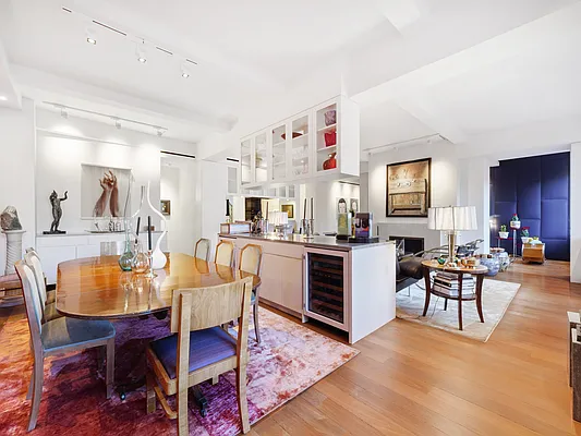 Sold by Compass | media 6