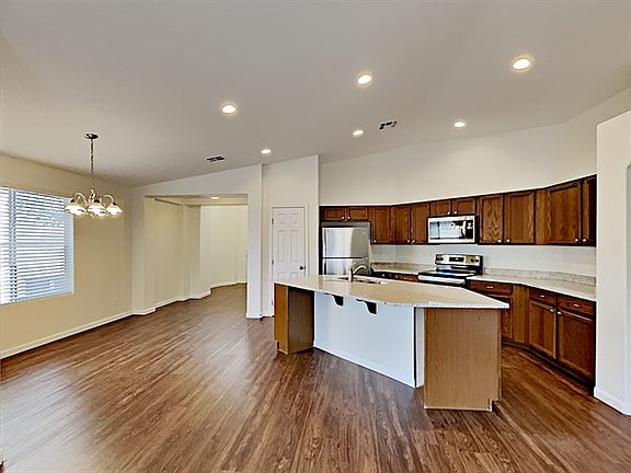 4th image of 12338 N 148th Dr