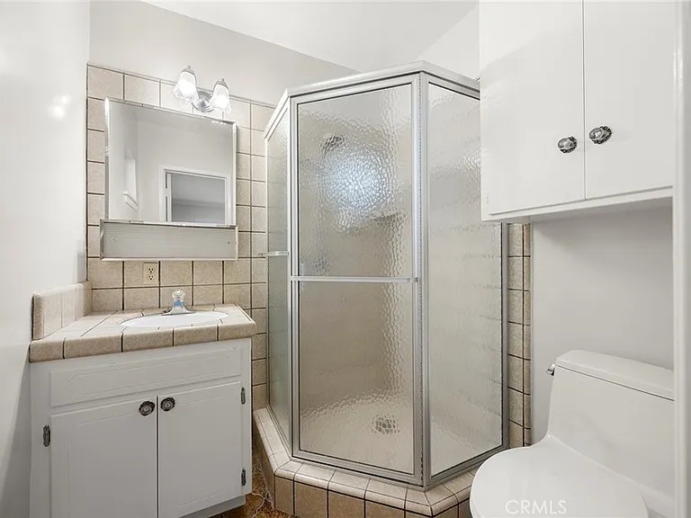 245 E Hoover Ave — Photo 26