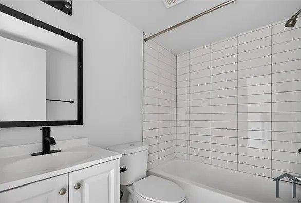 851 Yuma St SE #B — Photo 5