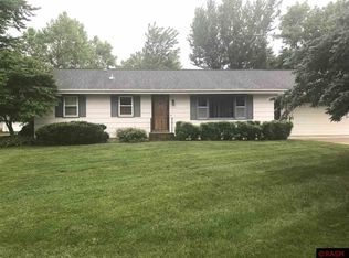 308 Ridge Rd, Le Sueur, MN 56058