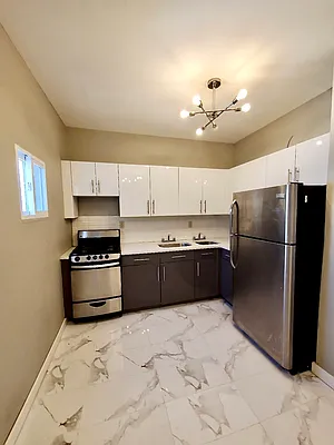 Rented by Evergreen Realty & Investments | media 4