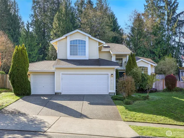 3814 Crystal Ridge Drive SE, Puyallup, WA 98372