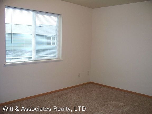 5th image of 2480 Wheeler Dr APT C