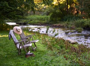 Saw Mill Rd, Greentown, PA 18426