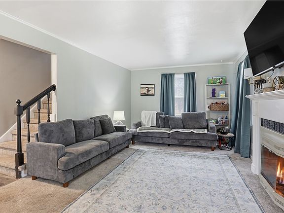 5th image of 278 Whipple Ln