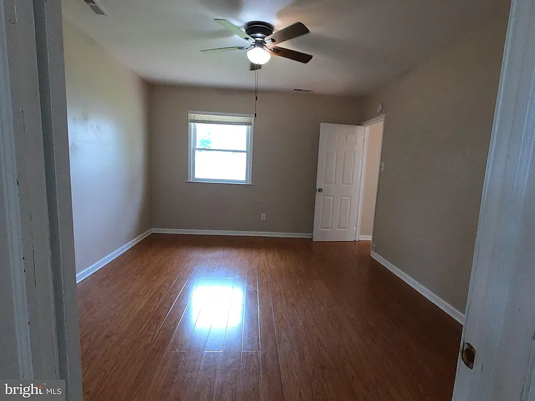 436 S Suffolk Dr — Photo 26