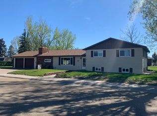 110 15th Ave NW, Sidney, MT 59270