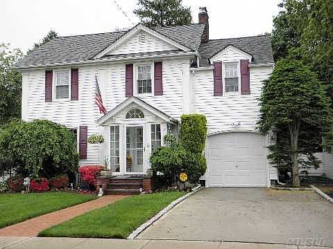 2nd image of 11 Amherst Ct